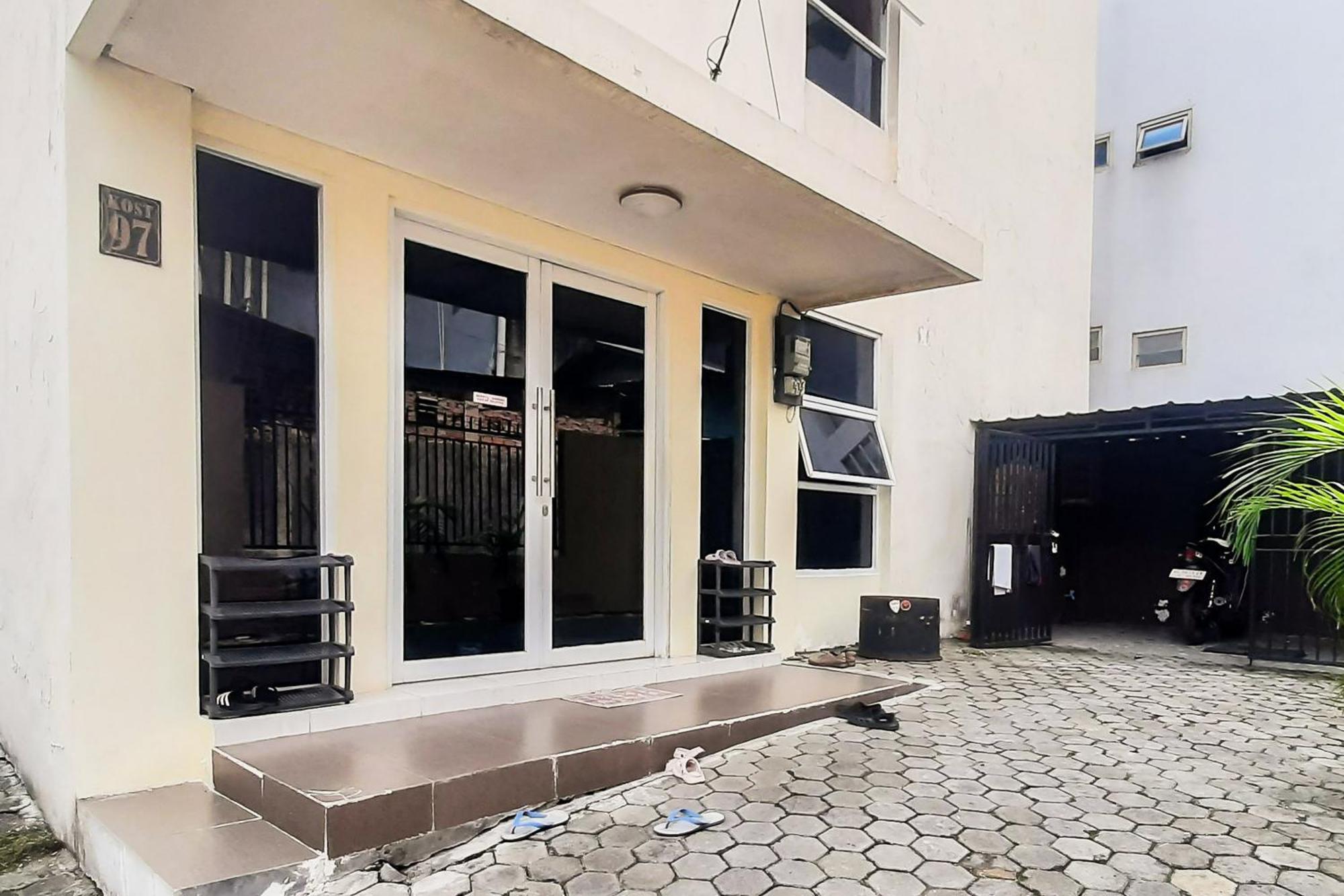 Reddoorz Syariah Near Transmart Mall Palembang Exterior photo